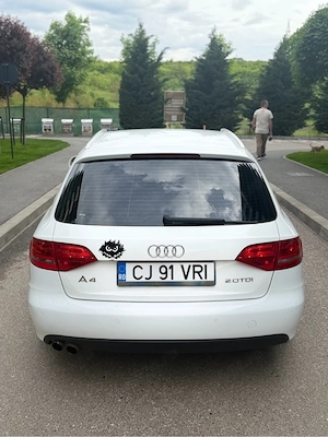 Audi A4 B8    2.0TDI Euro5    Automat - imagine 8