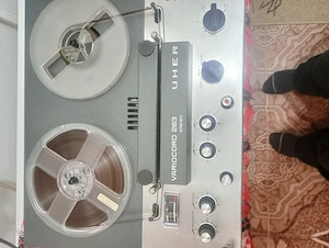 Magnetofon UHER 263 RFG Stereo Functional are Amplificare Douo Difuzoare Ancorporate 500 ron