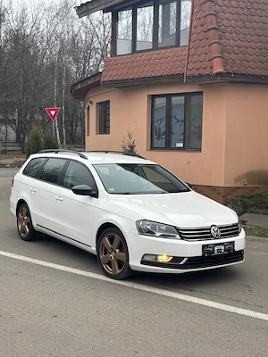 Volkswagen Passat B7, an 2013, 2.0 TDI 140 CP - imagine 4