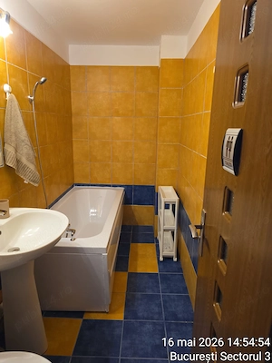 inchiriez apartament 3 camere decomandat - imagine 5