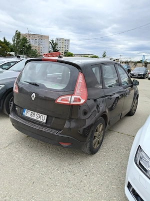 renault scenic - imagine 3