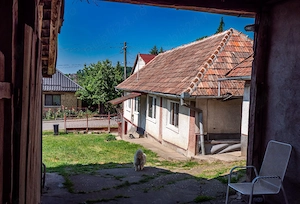 Îmi vând casa