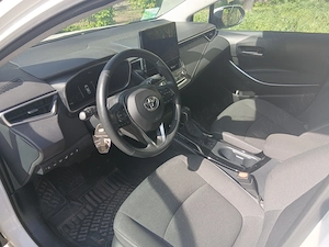 vând Toyota Corolla 2024 - imagine 8