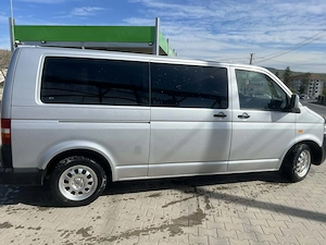 Vând Volkswagen transporter T5  - imagine 9