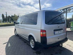 Vând Volkswagen transporter T5  - imagine 3
