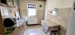 Proprietar, vând 3 camere, etaj 2, bloc anvelopat, centrală proprie   zona Girocului (N. Ilieșu) - imagine 4