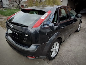 Ford Focus 2 - 1.6 TCDI (2007) - imagine 4
