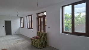 Proprietate rară în Nădlac – Casa ultracentral 7 camere - imagine 8