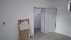 Proprietate rară în Nădlac – Casa ultracentral 7 camere - imagine 7
