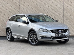Volvo V60 Cross Country 2.0d - imagine 3