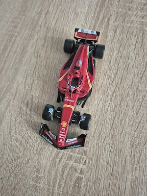 Shell Ferrari Formula 1 SF 24 Bluetooth - Bburago Limited edition
