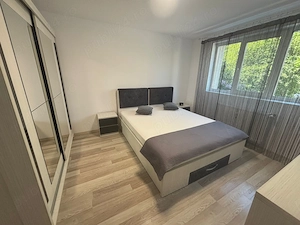 Vand apartament 2 camere - imagine 4