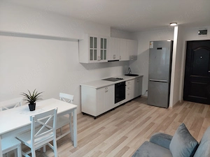 Vand apartament 2 camere - imagine 3