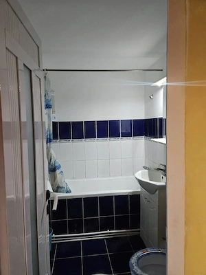 Vand apartament 2 camere decomandat - imagine 10