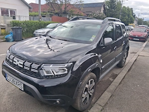 Dacia Duster 1.3 150 cp automata  - imagine 4