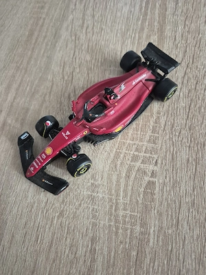 Shell Ferrari F1 75 Bluetooth - Bburago Limited edition - imagine 3