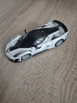 Shell Ferrari FXX-K Evo Bluetooth - Bburago Limited edition - imagine 4