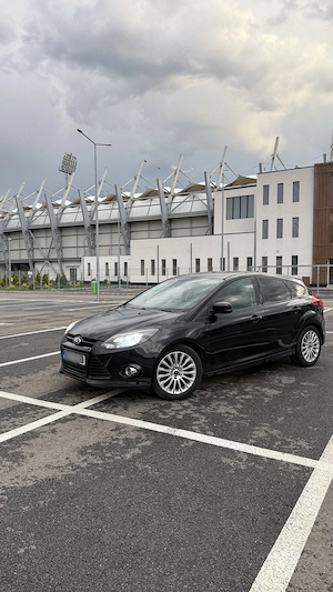 Ford Focus 1.6 Ti-VCT Powershift Titanium - imagine 2