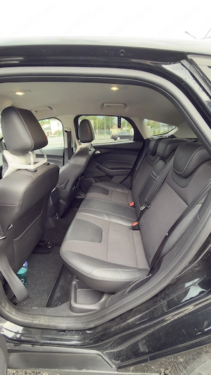 Ford Focus 1.6 Ti-VCT Powershift Titanium - imagine 9