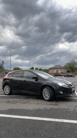 Ford Focus 1.6 Ti-VCT Powershift Titanium - imagine 3