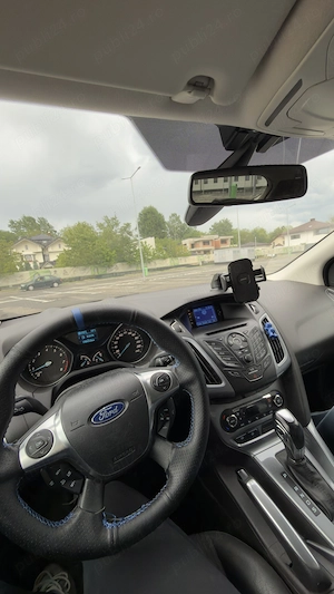 Ford Focus 1.6 Ti-VCT Powershift Titanium - imagine 6