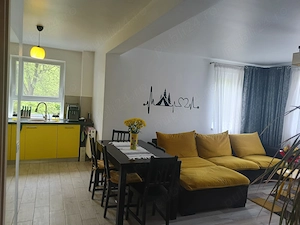 Apartament spațios și luminos - imagine 2