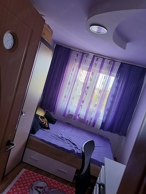 Vând apartament cu 3 camere zona ostroveni  - imagine 2