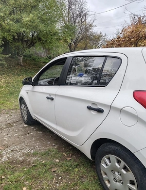 hyundai masina de oras - imagine 2