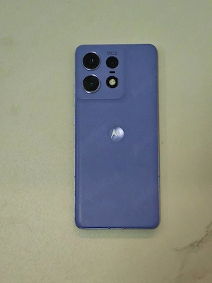 Motorola Edge 50 Pro - Defect