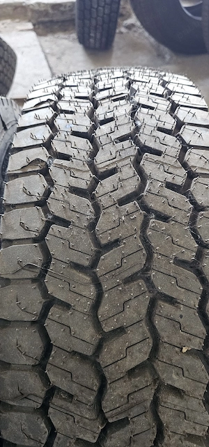 Anvelope 265/70 R19,5 - imagine 4