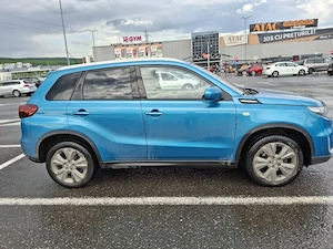 Suzuky Vitara hibrid 2020 - imagine 3