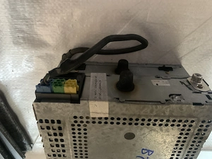 Casetofon si magazie cduri vw golf 4 bora beta  - imagine 5