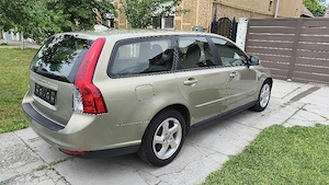 Volvo V50 Facelift An Fabricație 2009 11 Motor 1.6 Diesel  - imagine 5