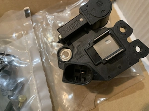 Releu incarcare alternator audi a4 b8 model valeo nou - imagine 5