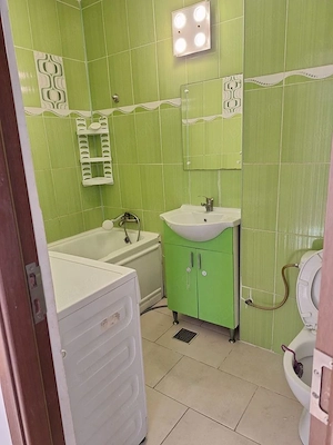 Calea Grivitei--Metrou Grivita,apartament 3 camere  nemobilat semimob A - imagine 4
