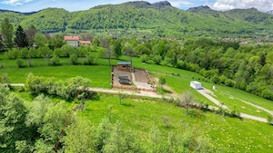 Teren intravilan intre 500 si 1000 mp cu vedere panoramica  in zona Bran Tohanita