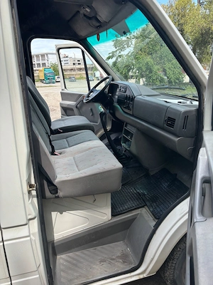 Vând duba autoutilitara VW LT35 TDI -2001 -2461cc    - imagine 5