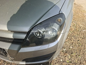 faruri astra h  - imagine 2