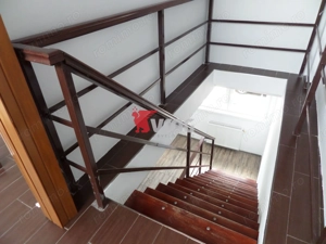 Casa individuala/Curtea amenajata cu piscină /Garaj/Zona Lipovei - imagine 18