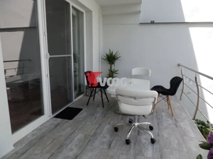 Casa individuala/Curtea amenajata cu piscină /Garaj/Zona Lipovei - imagine 9