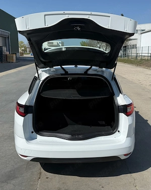 Renault Megane 4 1.3tce  - imagine 8