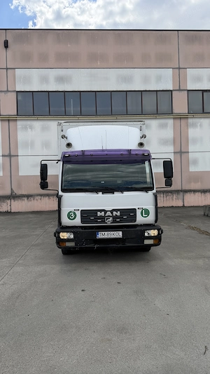 Vand camioneta MAN LE 220 - imagine 3