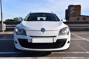 Renault Megane Break 1.5 dCi - economică, ideală pentru navetă - imagine 2