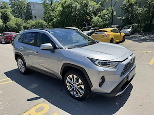 Toyota RAV4 2.5L Hybrid Luxury Premium 4X4 E-CVT 222CP