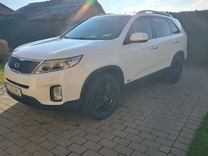 Vând Kia Sorento  - imagine 3
