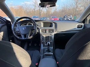 Volvo V40 D4 190cp 2015 - imagine 2