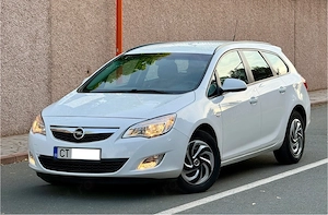 Opel Astra J , An Fabricatie 2012 , Stare Foarte Buna , Proprietar , 1.7 Diesel , Consum Redus 