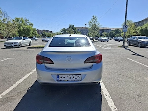 Opel astra sedan 2017 - imagine 5