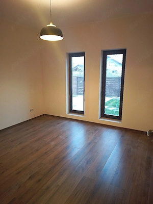 Proprietar, închiriez 1 2 duplex la intrare în Moșnița Nouă  - imagine 7