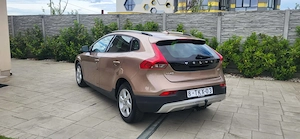 Volvo V40 Model Cross Country - imagine 7